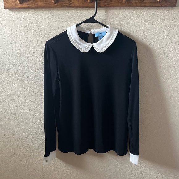 CeCe Tops - CeCe Women’s Black Long Sleeve Top White Peter Pan Collar Contrast Cuffs Size M